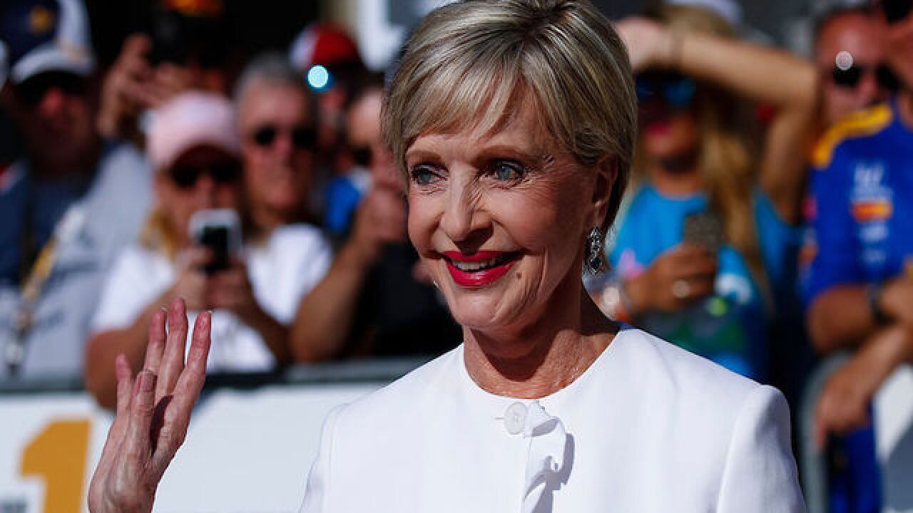 Celebs Fans Honor Florence Henderson Online Celebs Fans Honor Florence Henderson Online