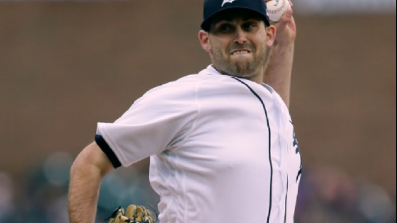 Tigers edge Mariners in opener of doubleheader