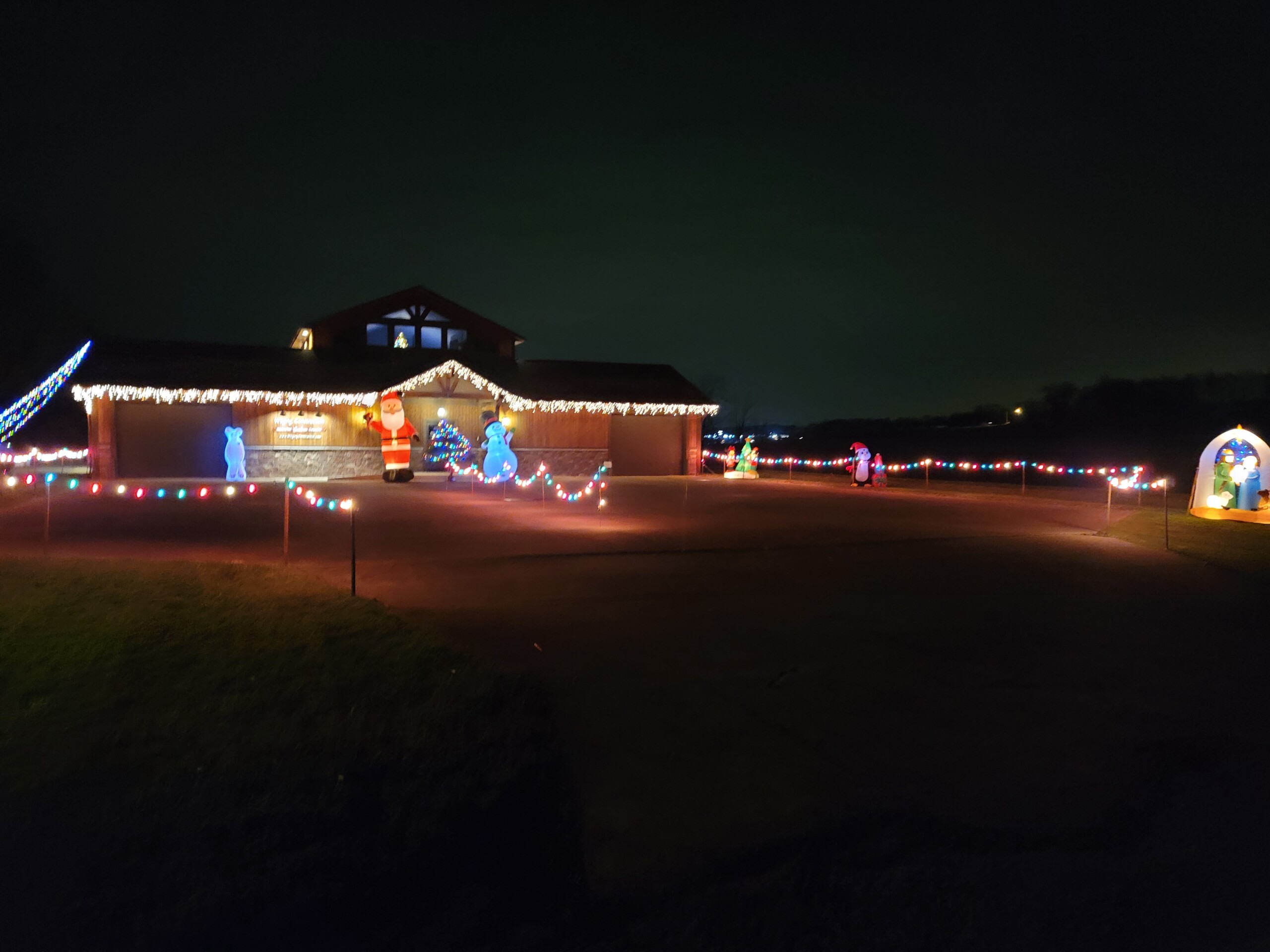 The best Christmas lights in Northeast Ohio