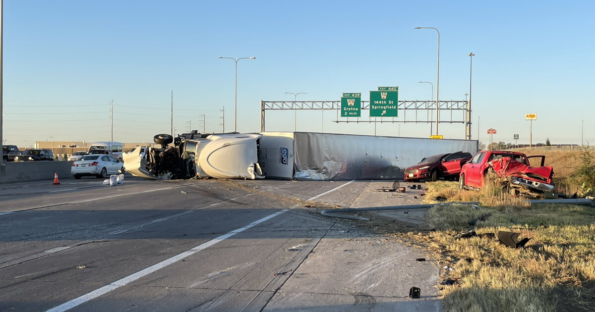 UPDATE: All lanes open after multi-vehicle crash on I-80 WB at HWY 50