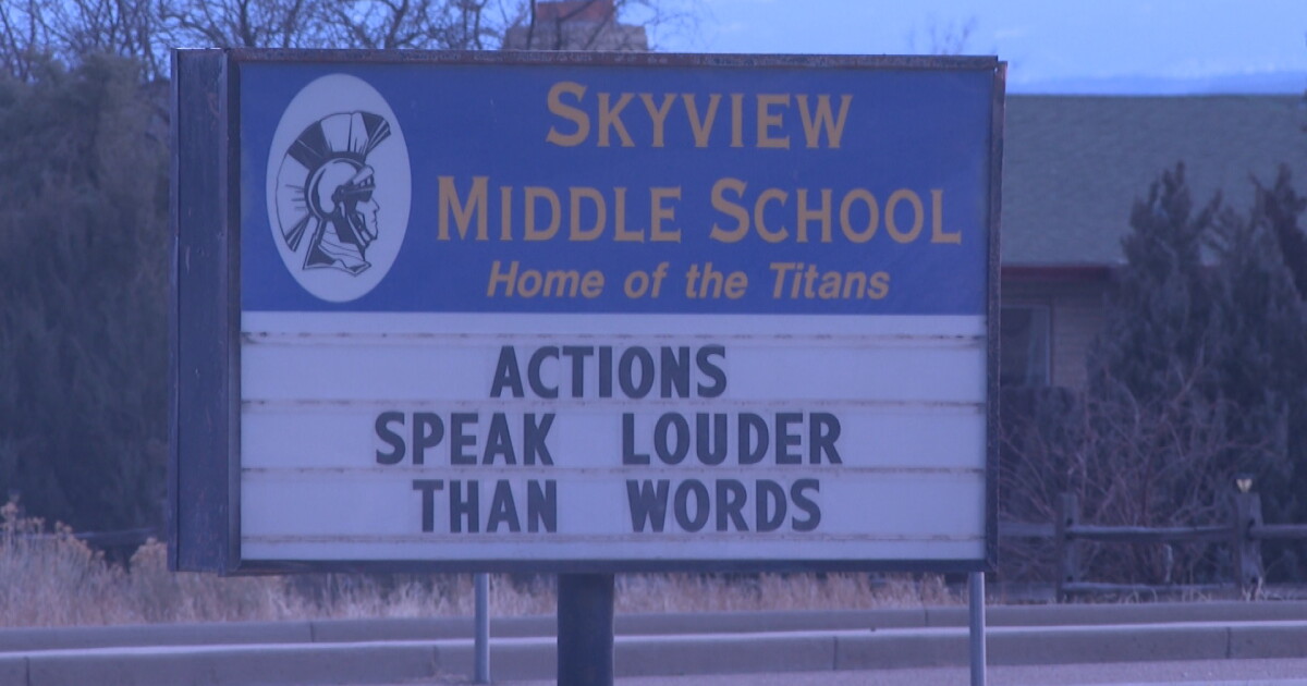 Arrest papers allege former D70 teacher kissed student in locked classroom - Vimarsana News