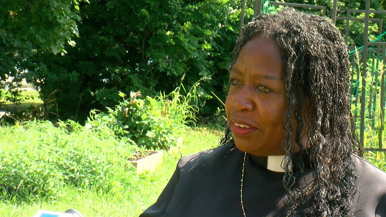 MINISTER INA CHAPMAN.jpg