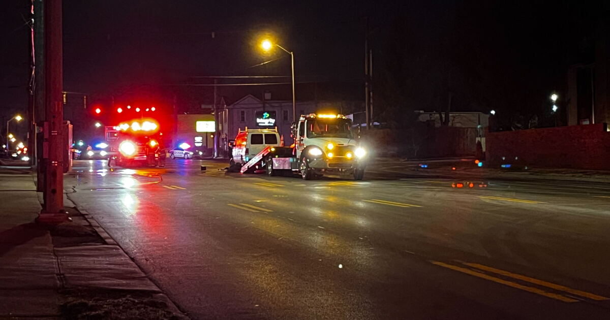 Man charged with DUI after head-on crash in Lexington