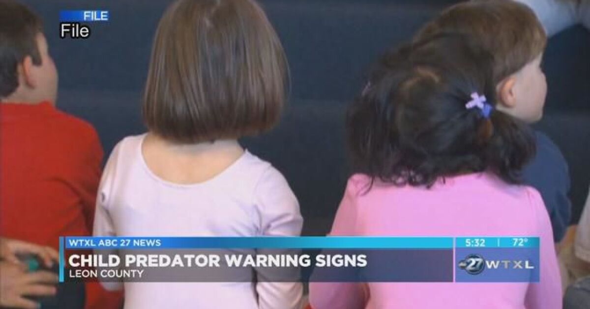 Child predator warning signs reviewed at forum