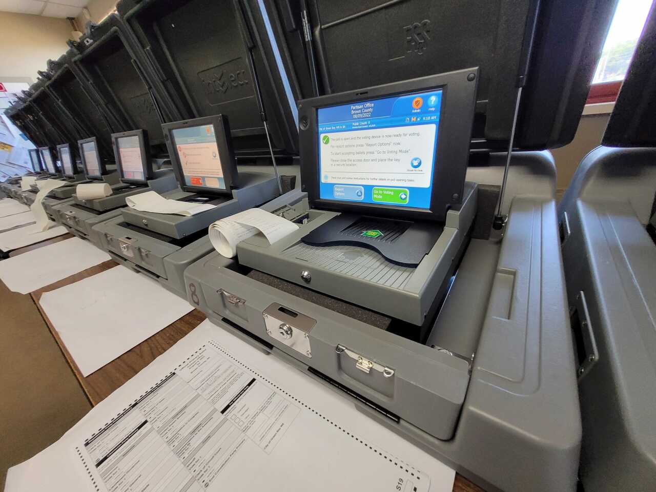 voting machine testing green bay