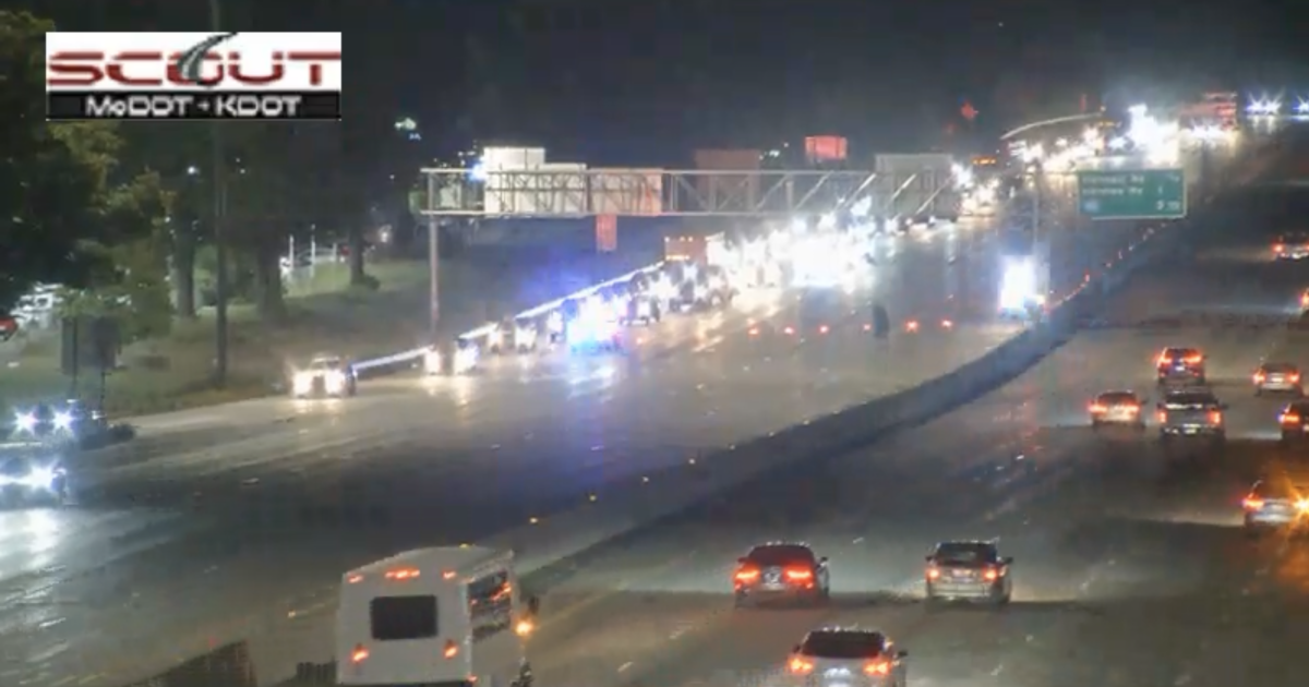 Pedestrian killed in crash Saturday night on Interstate 435 near State