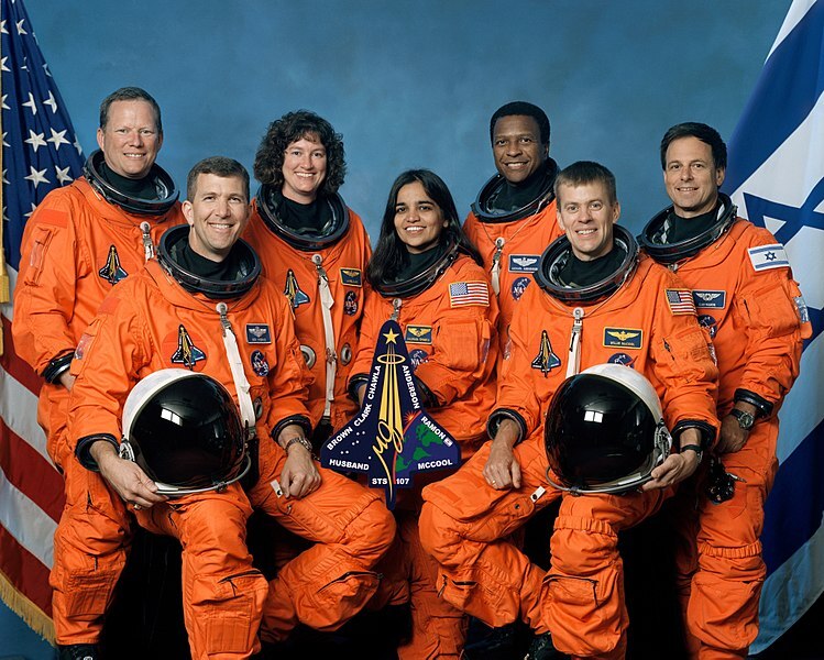 750px-Crew_of_STS-107,_official_photo.jpg