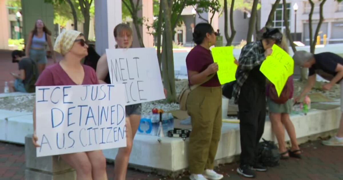U.S. citizen briefly detained by ICE, later released after showing identification
