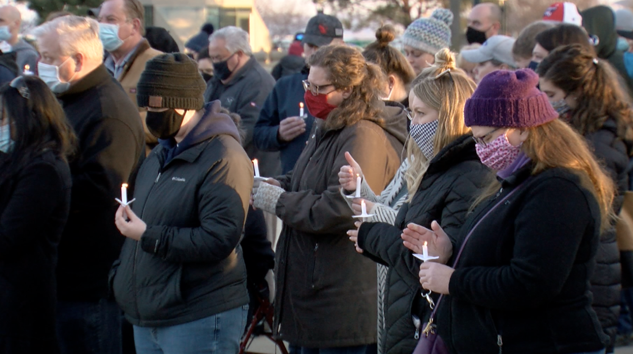 Candlelight vigil honoring victims in Roundy's distribution center shooting