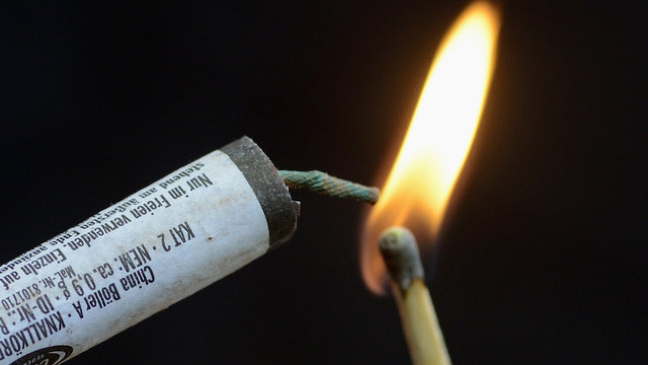 Teen loses leg, fingers after fireworks mishap