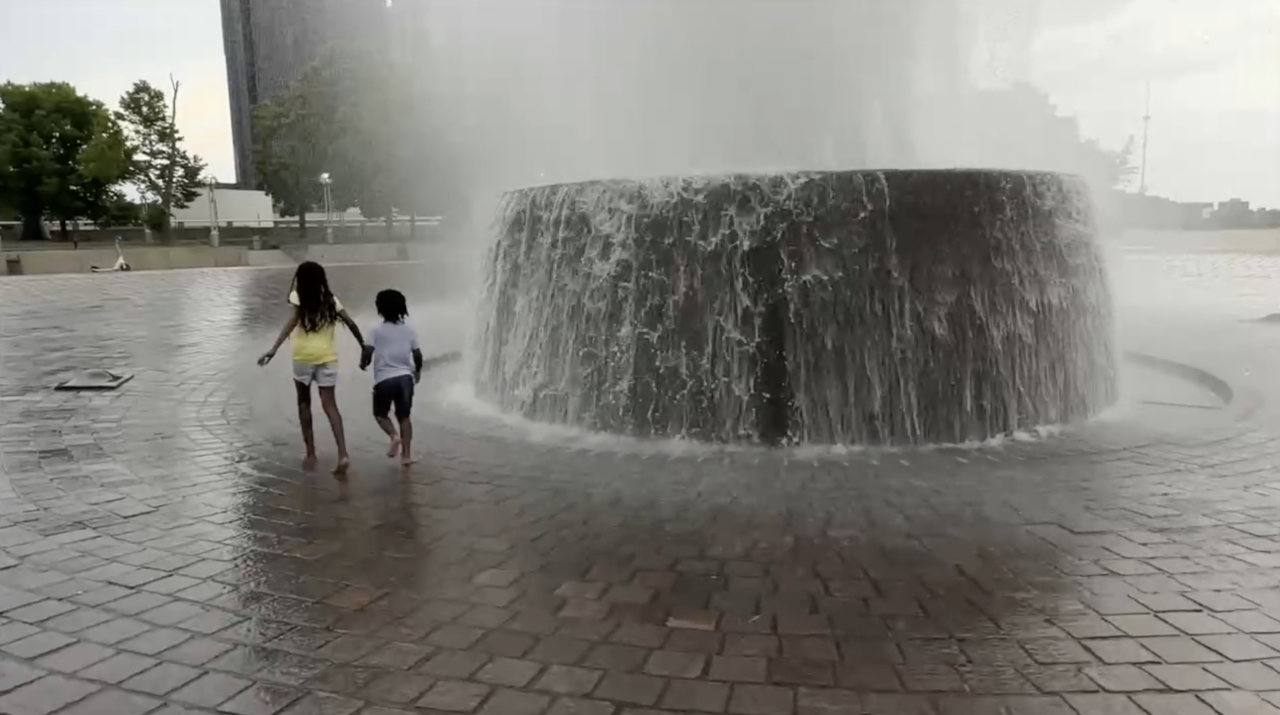 Dodge Fountain Hart Plaza