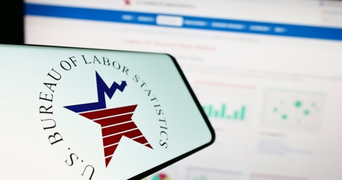 Arizona loses 4,100 jobs in August as labor participation drops to lowest level in over a decade