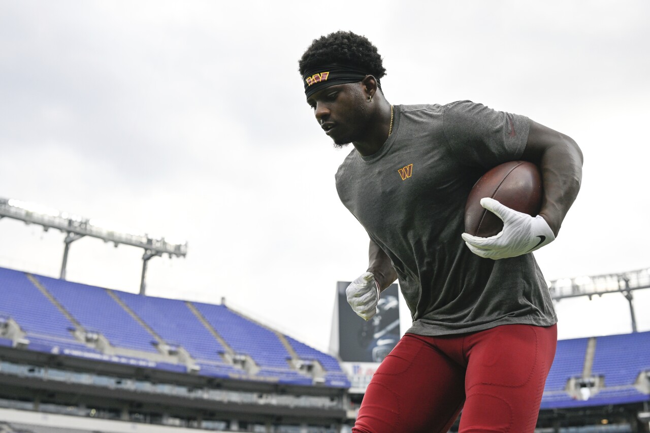 Ravens Commander Football