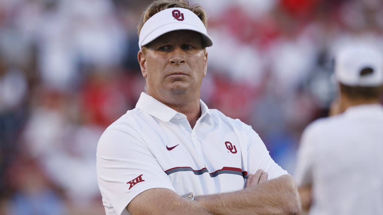 Report Mike Stoops Joins Alabama S Football Coaching Staff