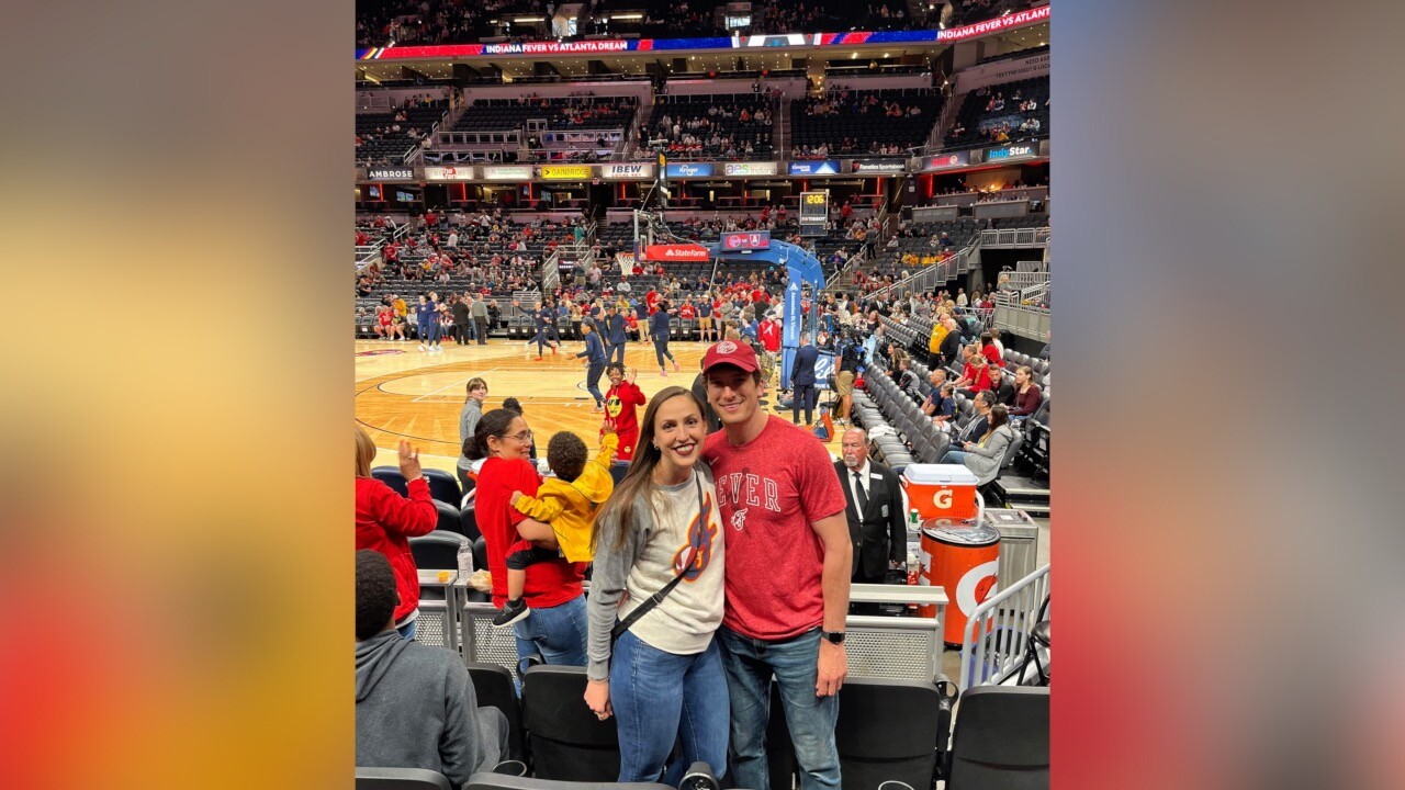 indiana fever fan.jpg