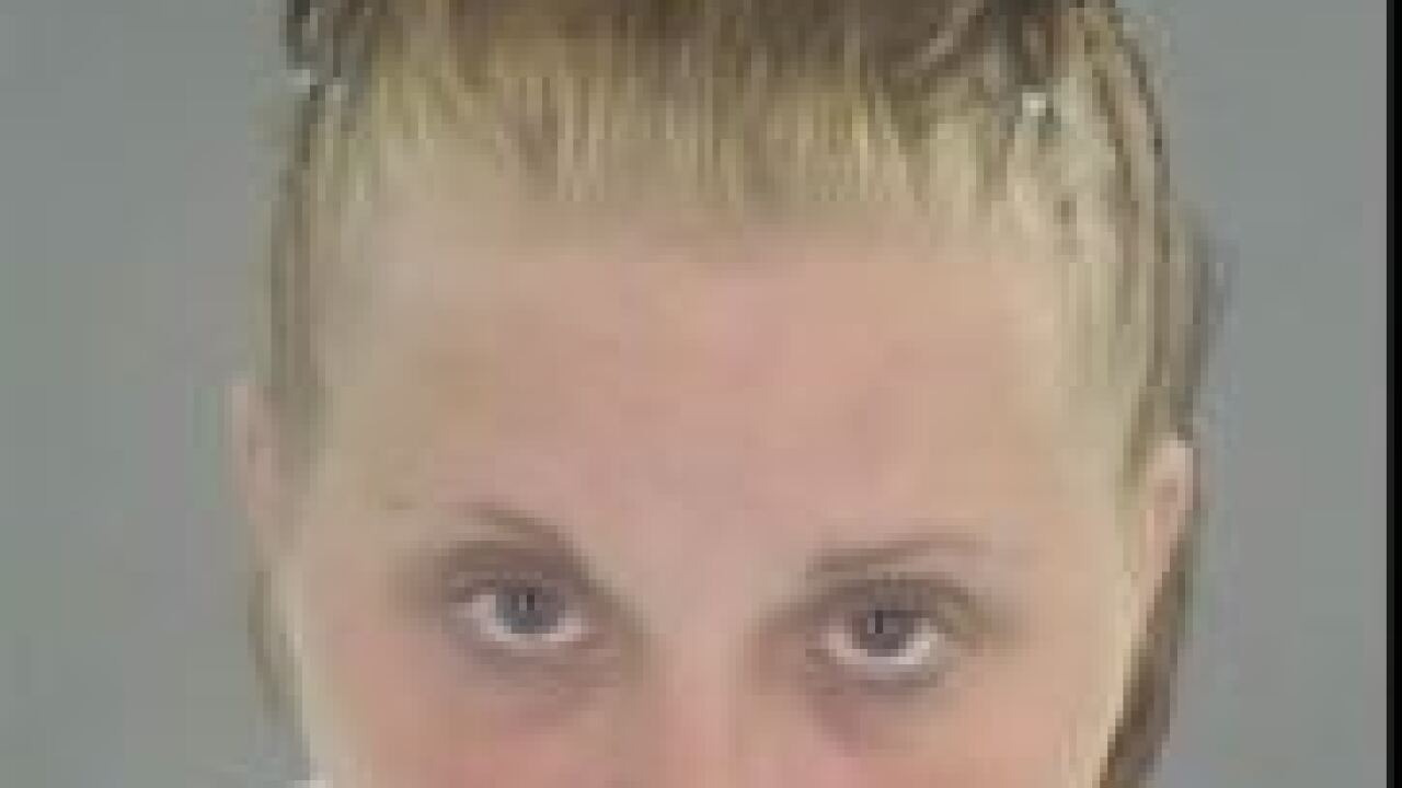 Report: Virginia woman charged with stabbing boyfriend