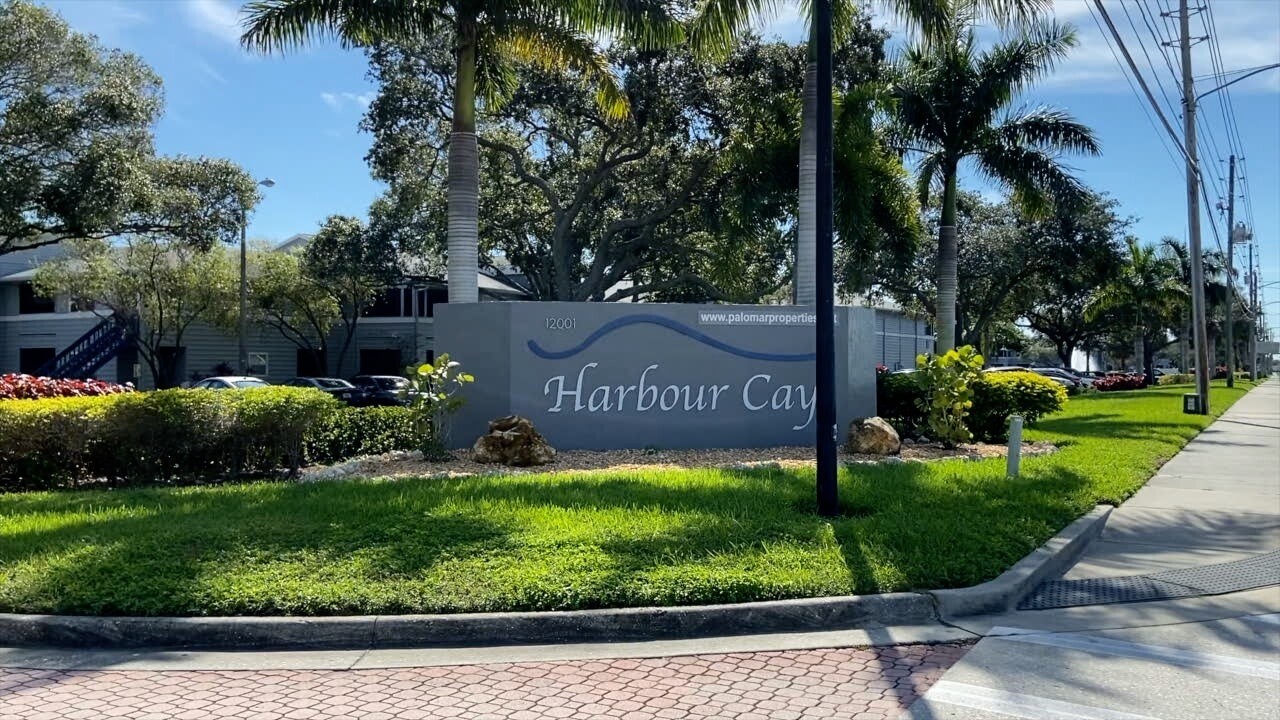 HARBOUR CAY APT.jpg