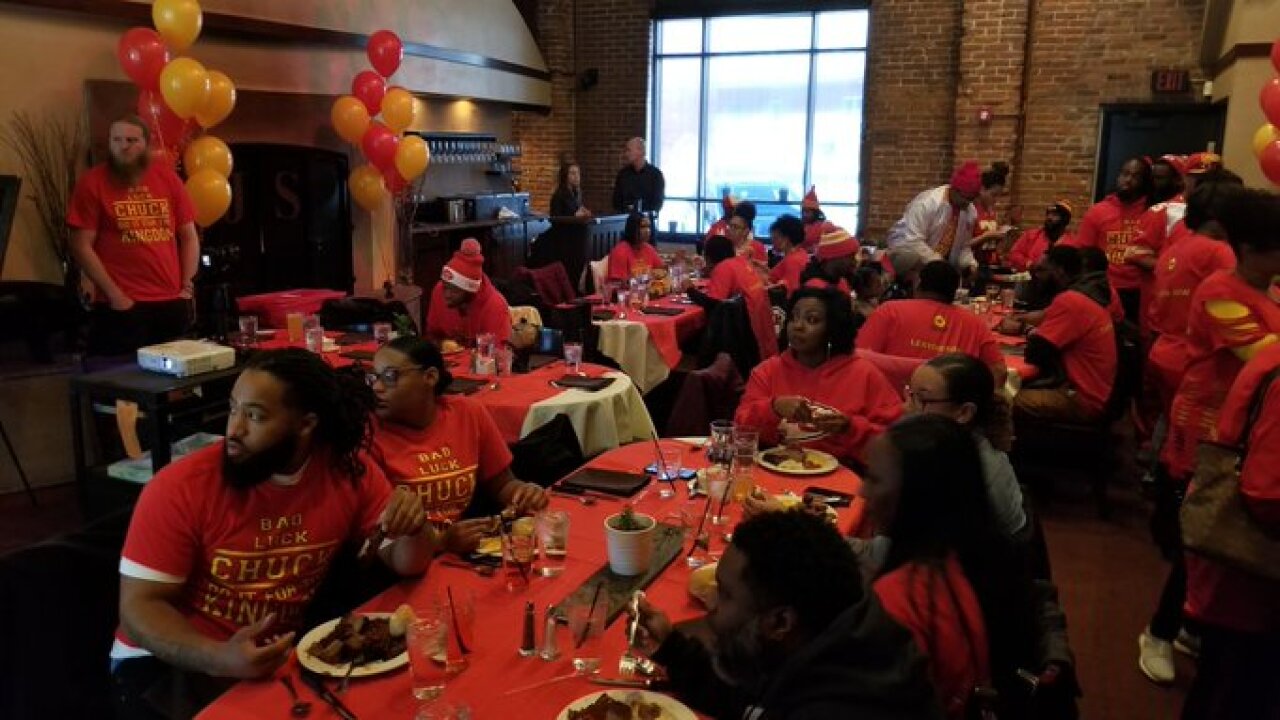 Bad Luck Chuck Stays Away From Arrowhead For Afc Championship