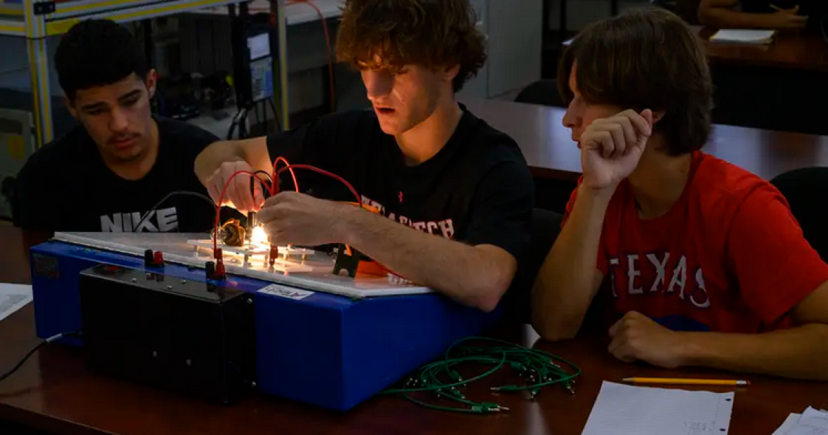 Effort to prepare Texas students to work in oil & gas industry expanding - Vimarsana News