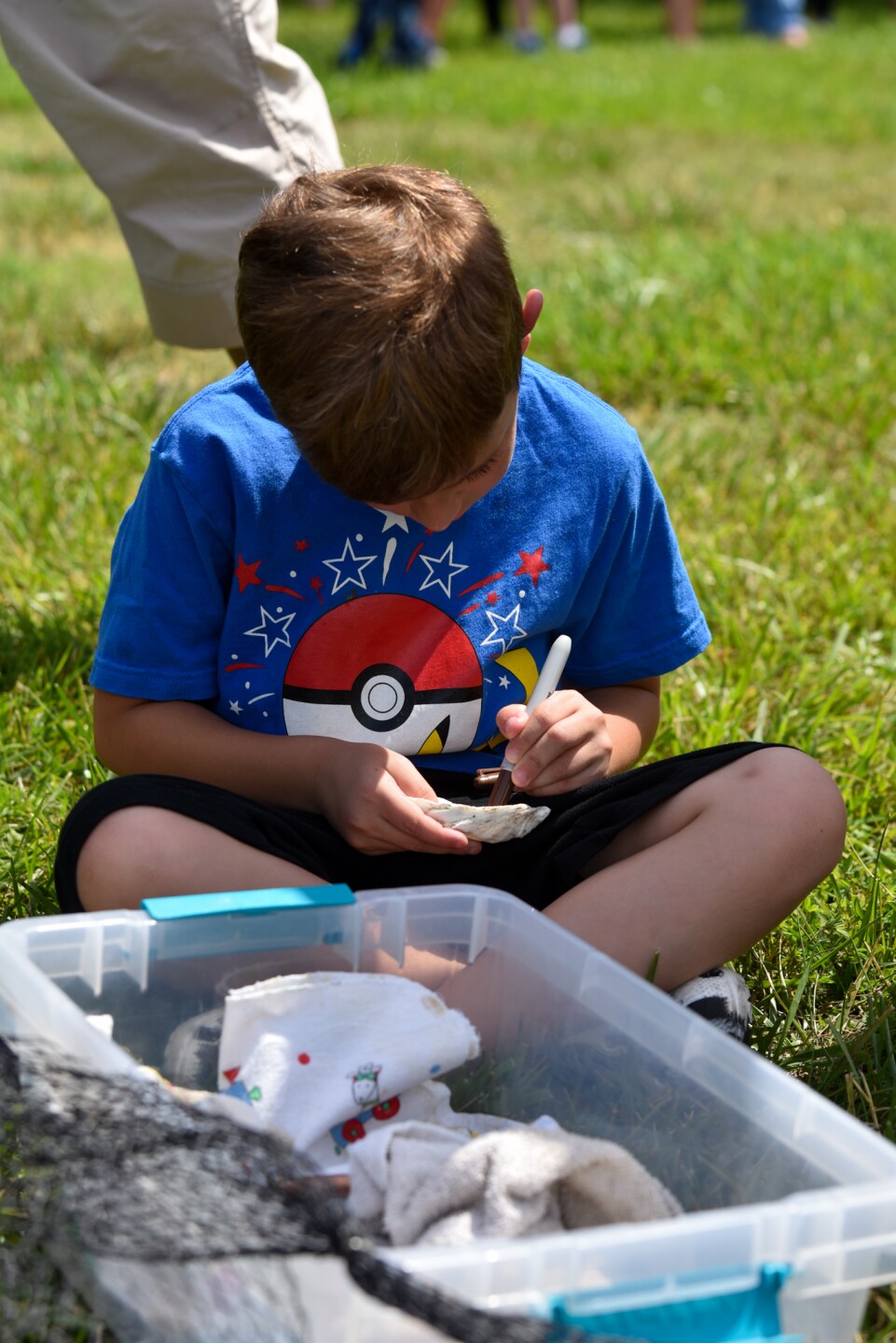 HP Langley Elementary School students add oysters to reef (June 8) 