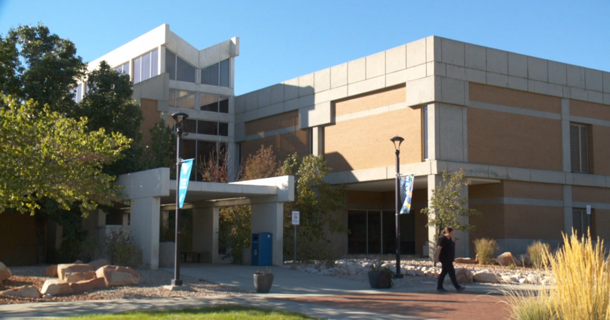 Solacc Library Man allegedly exposes himself in SLCC library, student says