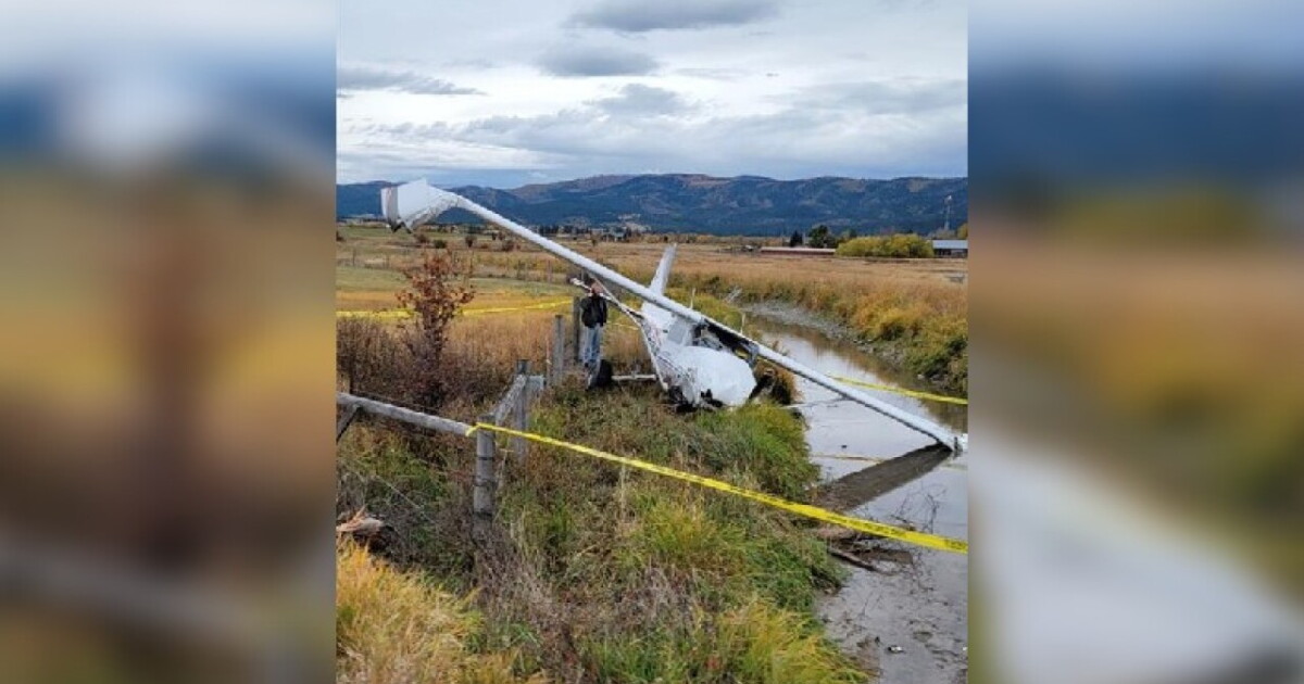 Pilot injured after small plane crashes in Lake County