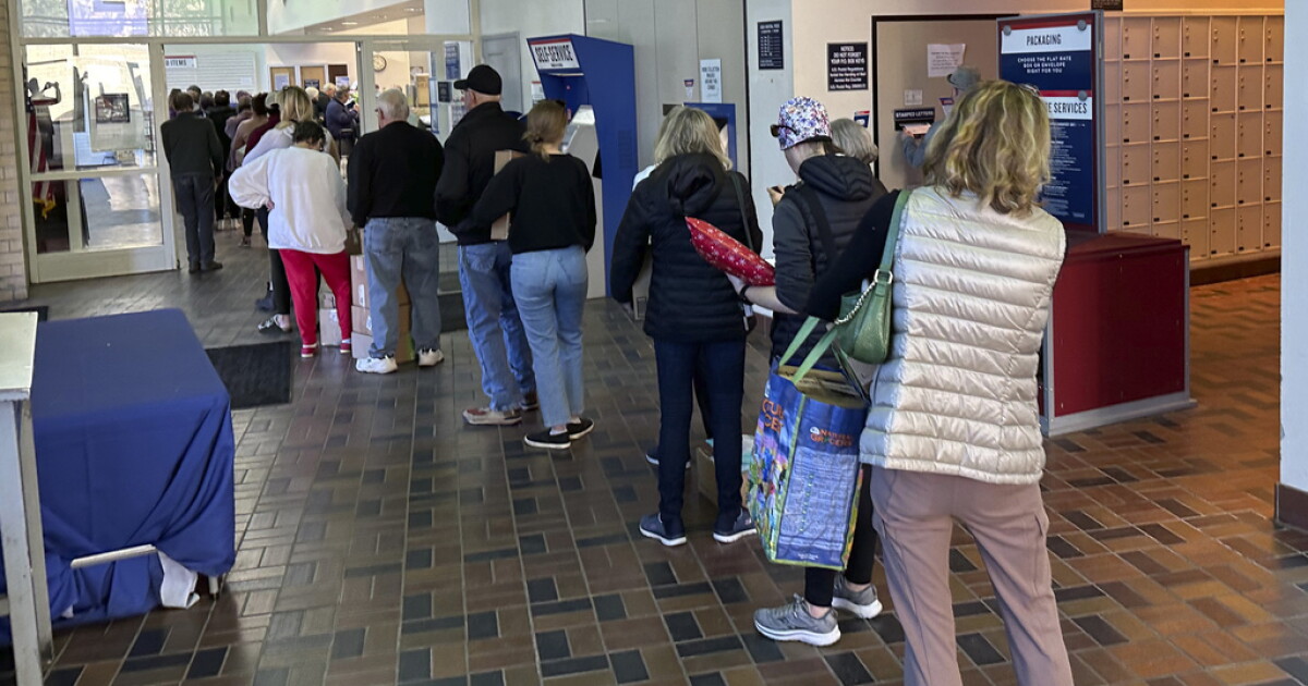 Interactive: How much more will holiday shipping with USPS cost you?