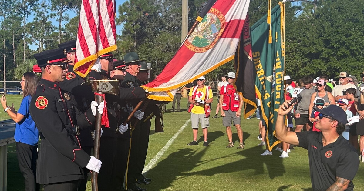 Martin County marks 9/11 anniversary with Palm City bridge walk calling for unity
