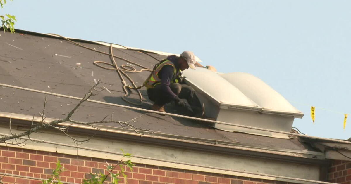 Carriage House Apartments in Petersburg gets new roof 3 months after code violations forced residents out