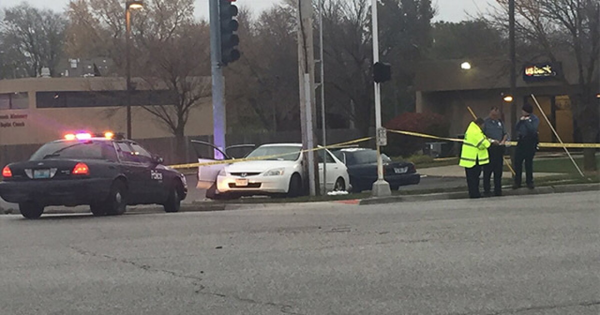 Officer injured & 3 in custody after KCMO chase