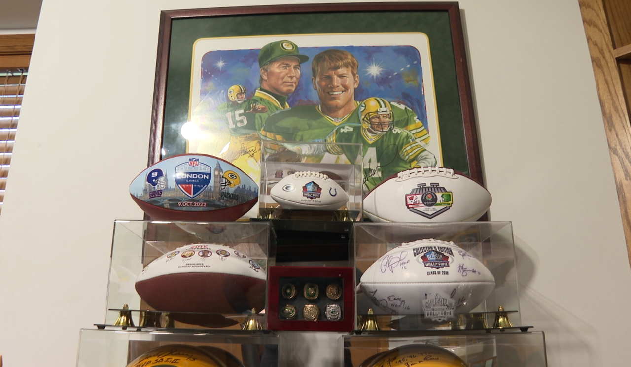 Memorabilia in Bogie's home office