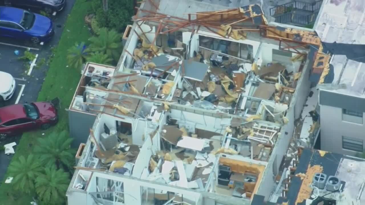 Kings Point close up of roof completely removed from building, Sept. 28, 2022