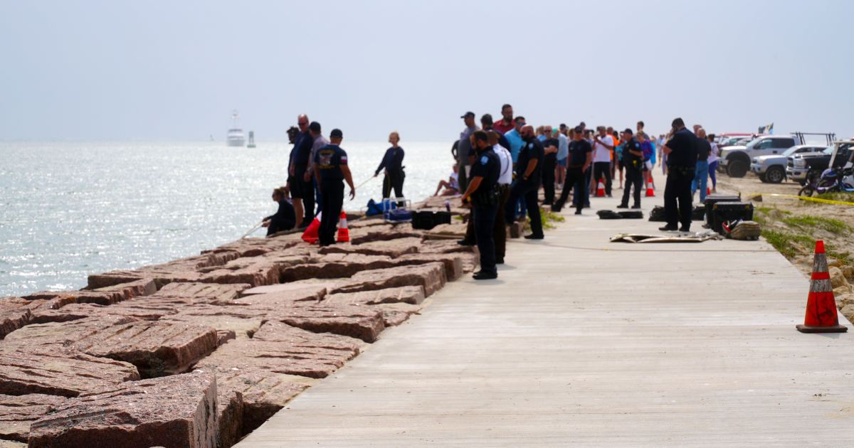 Rescue crews recover woman's body inside sunken truck in ship channel - Vimarsana News