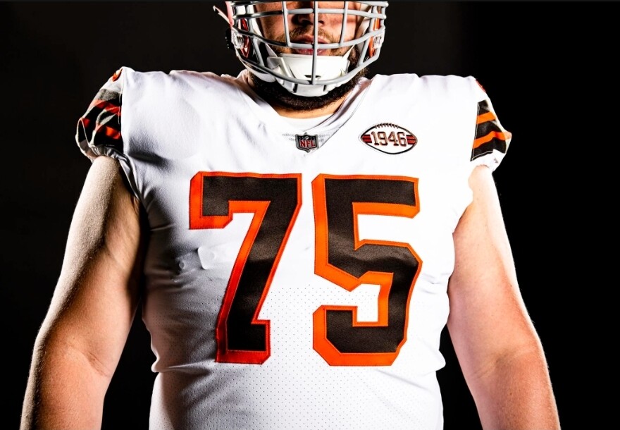 Joel Bitonio 75th anniversary uniform
