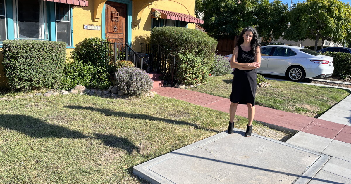 Resident warns others to check property lines after utility box installed - Vimarsana News