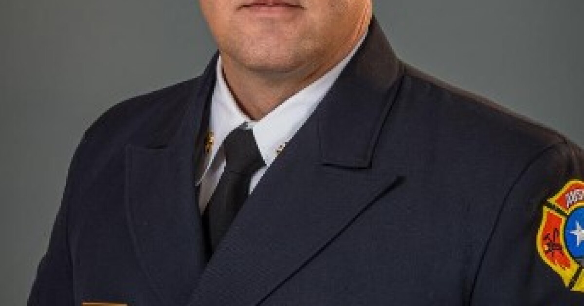 Corpus Christi City Council swears in new Fire Chief Brandon Wade - Vimarsana News