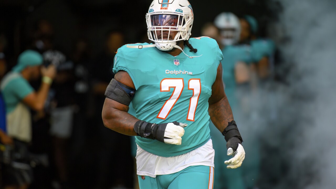 Buffalo Bills offensive lineman Brandon Shell planning to retire