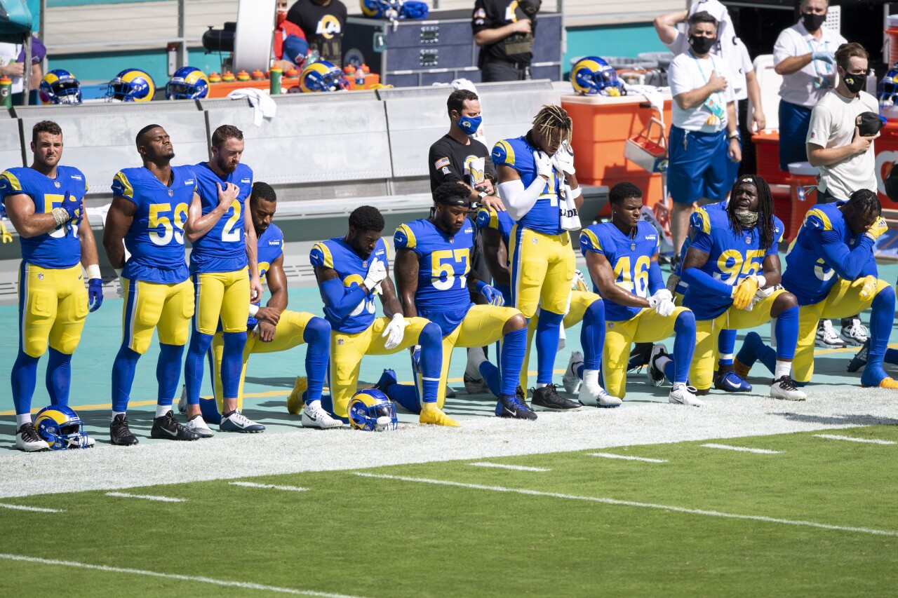Some Los Angeles Rams players kneel during national anthem at Miami Dolphins in 2020