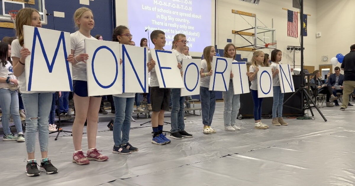 Monforton School receives National Blue Ribbon award
