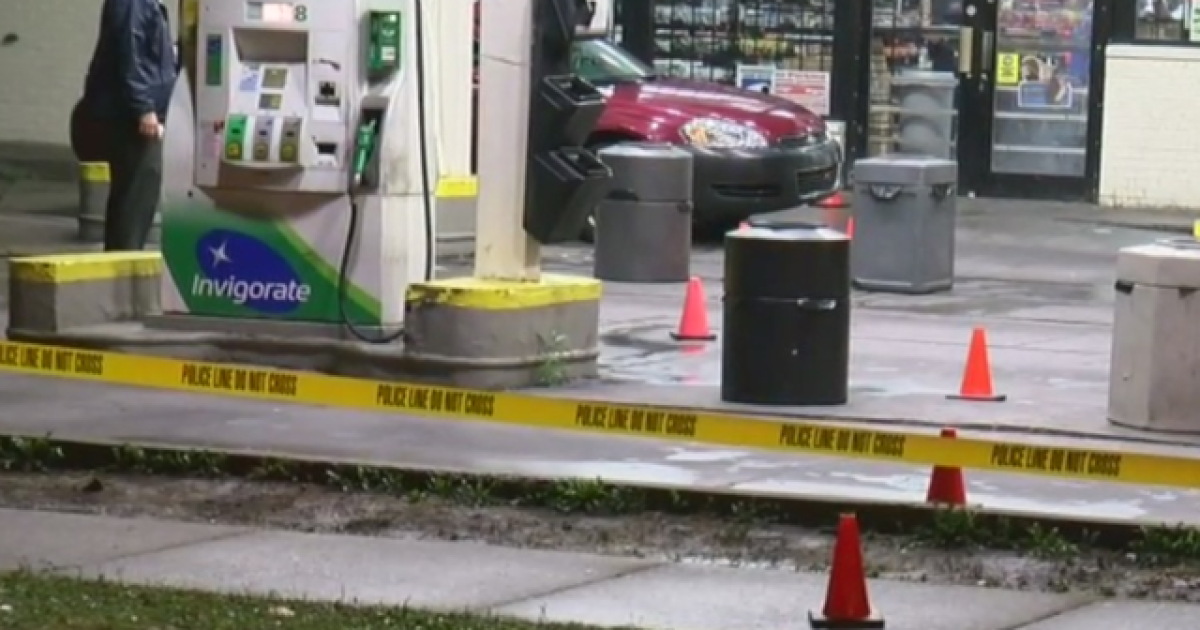 Man fatally shot at gas station in Milwaukee