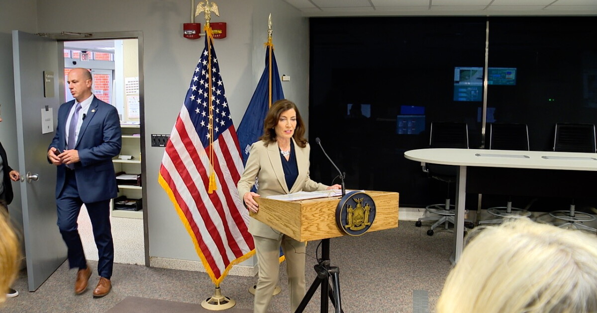 Governor Kathy Hochul tackles questions about asylum seekers in New York - Vimarsana News