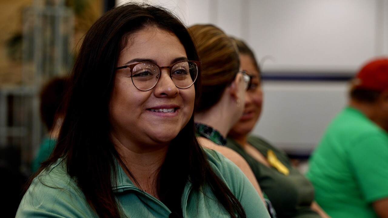 Diana Briones.jpg