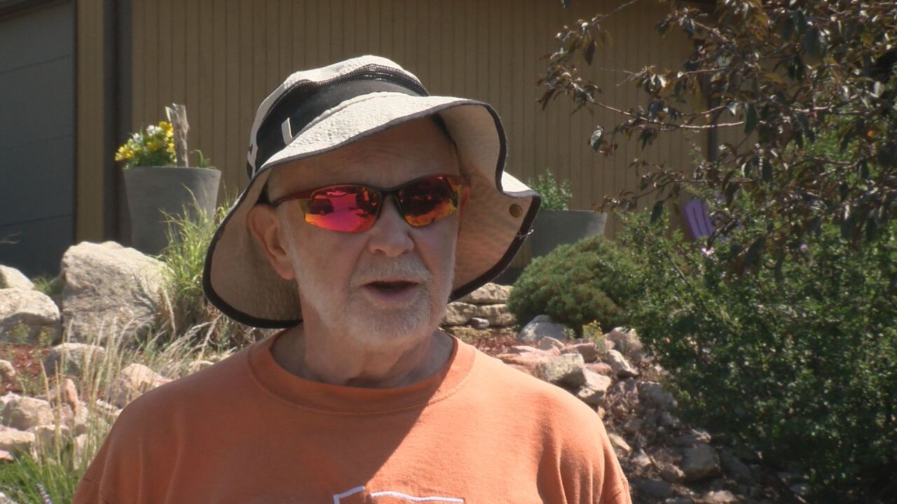 Larry Guba, Neighbor