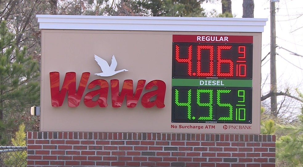 Youngkin gas tax 04.jpg