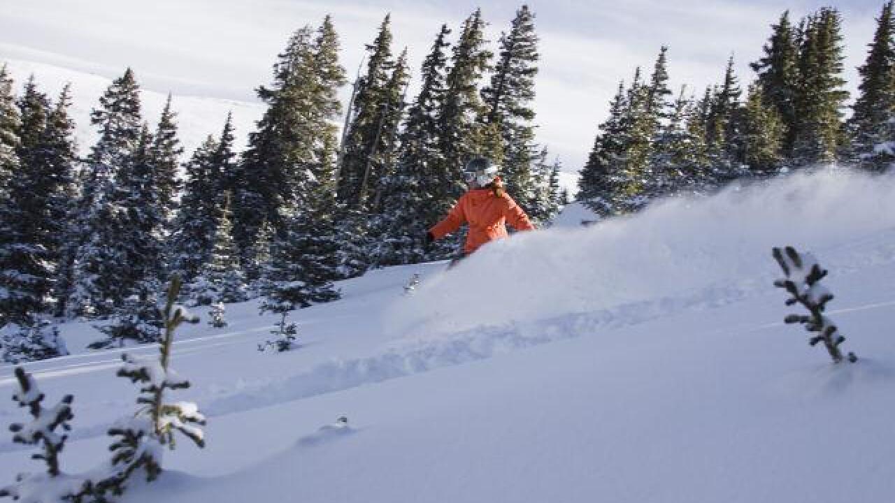 Snowboarder dies after hitting tree at Keystone Ski Resort