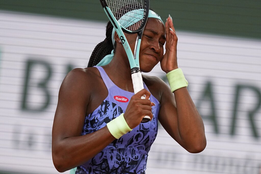 Coco Gauff reacts after losing in 2022 French Open final