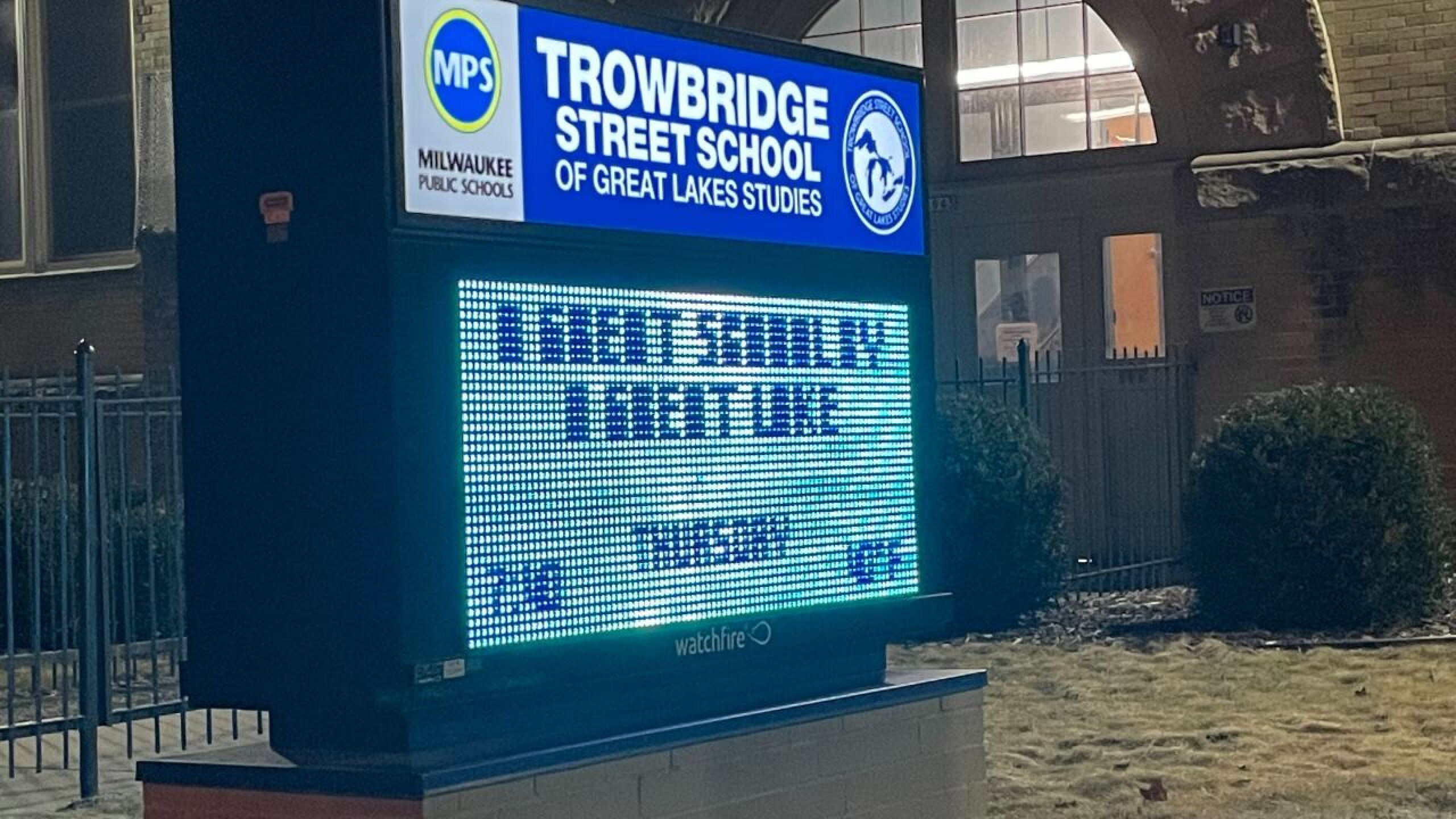 Milwaukee's Trowbridge School to remain closed today for more 'deep