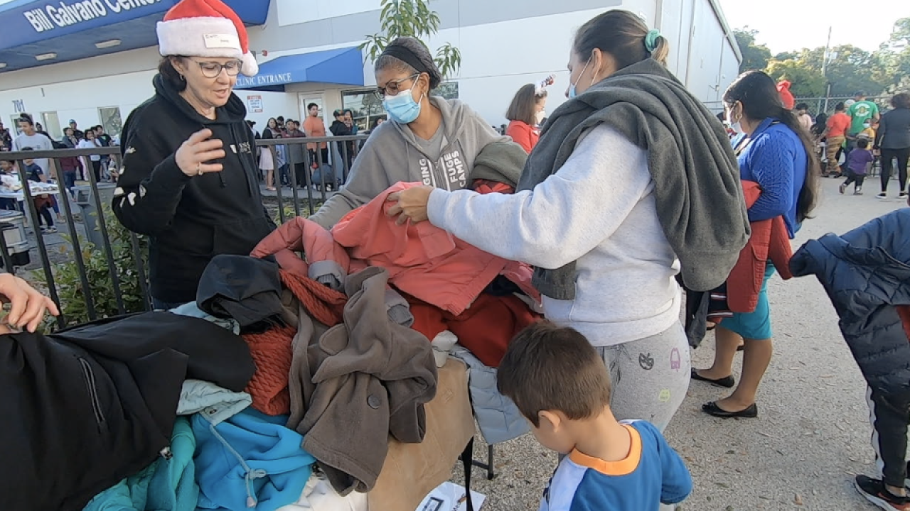 Bradenton nonprofit helping keep homeless people warm with 1,500 winter coats (1).png