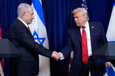 Trump Pushes Iran on Nuclear Deal After Netanyahu Talks