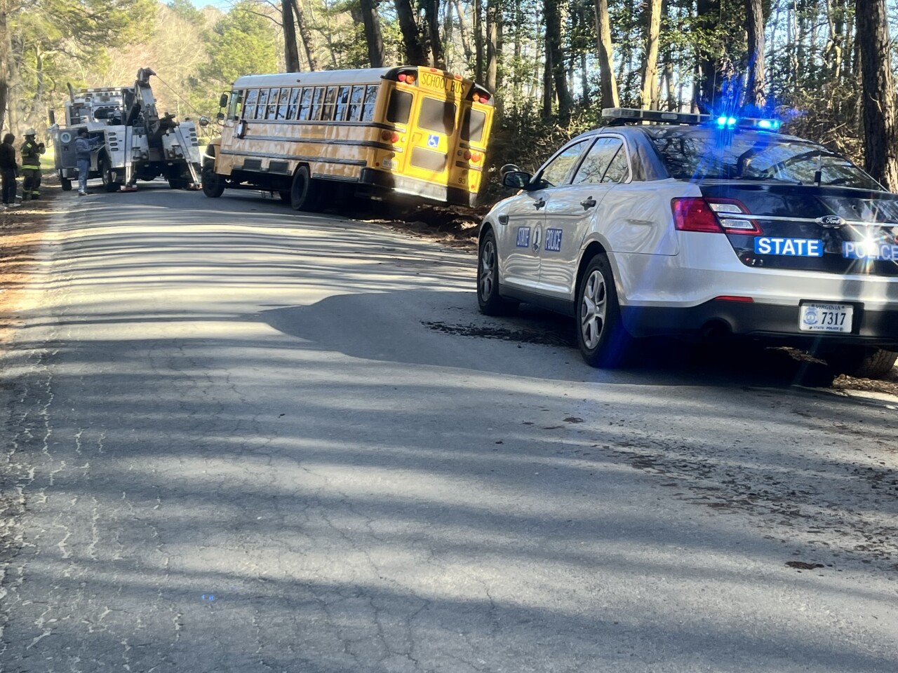 No serious injuries in bus crash on Eastern Shore